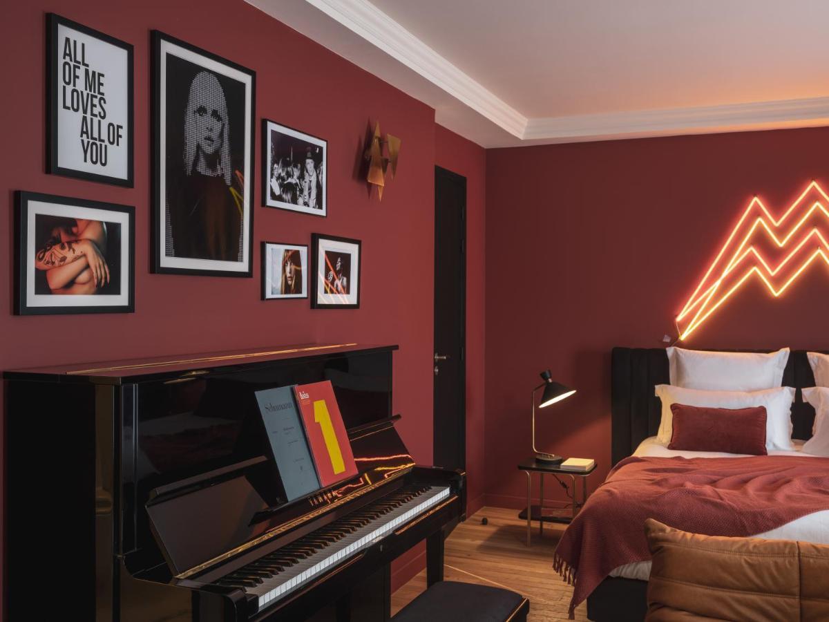 Seven Hotel Париж Екстериор снимка