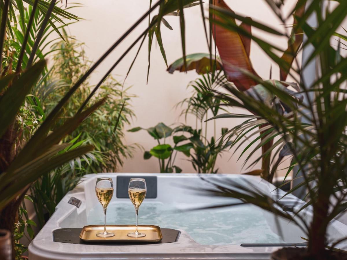 Seven Hotel Париж Екстериор снимка