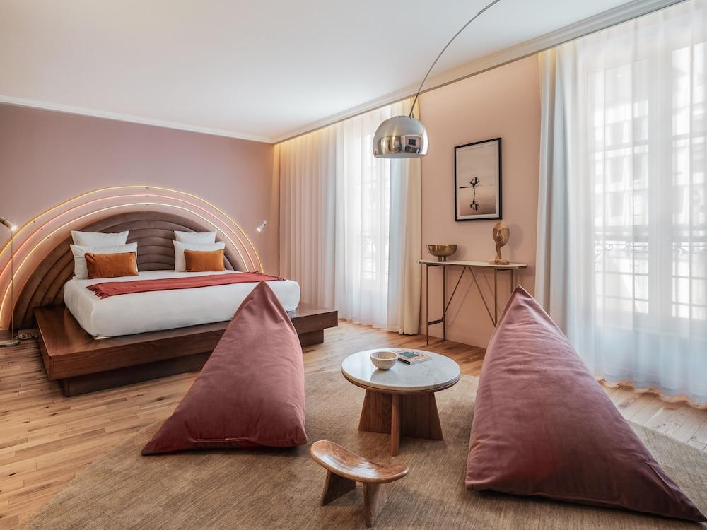 Seven Hotel Париж Екстериор снимка